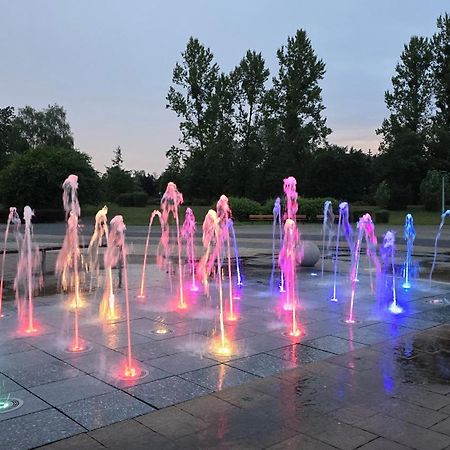 4 Pokoje, Oddzielne Biuro Do Pracy, Kominek, Klimatyzacja, Idealne Dla Rodzin Z Dziecmi, Przy Parku Na Wyspie Pila Exterior photo