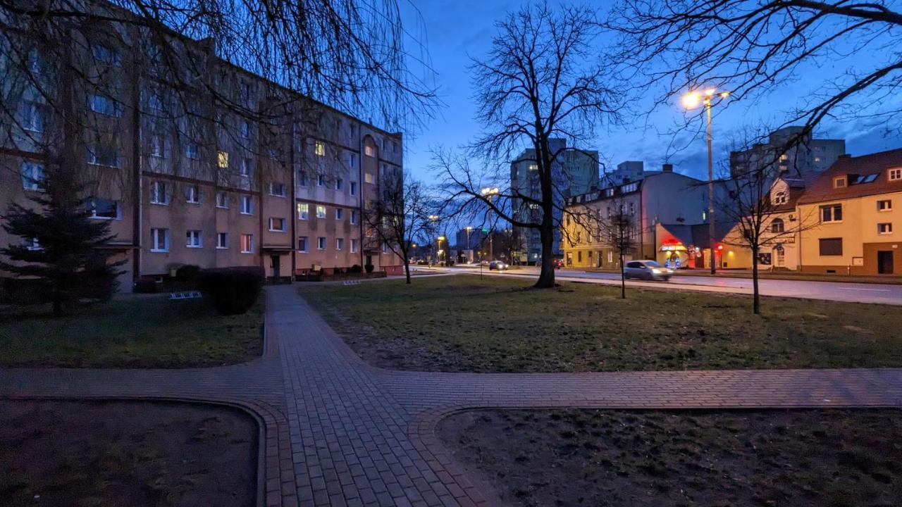 4 Pokoje, Oddzielne Biuro Do Pracy, Kominek, Klimatyzacja, Idealne Dla Rodzin Z Dziecmi, Przy Parku Na Wyspie Pila Exterior photo